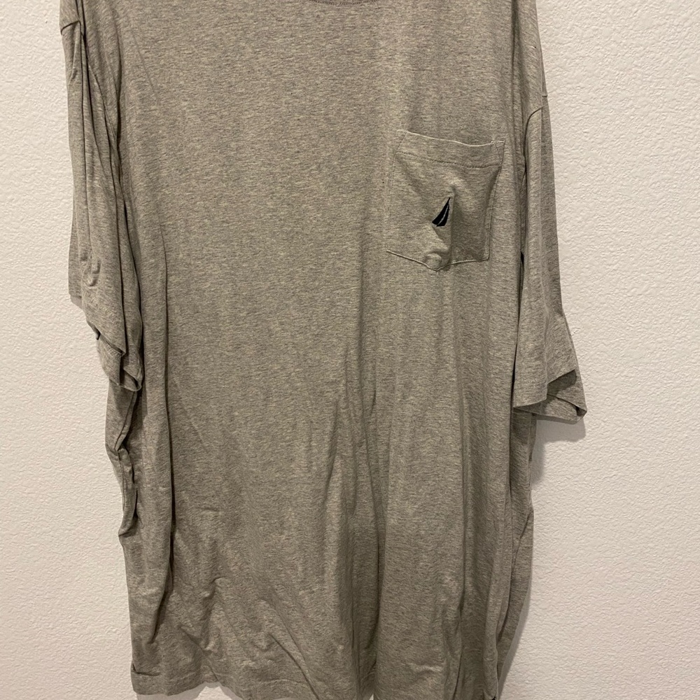 Nautica Men's Grey Shirt